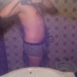 Xtudr - Kalim: Bitch looking for owner to put a collar on her