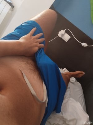 Xtudr - Amoabsoluto: Soy amo, tengo actitud dominante de naturaleza y activo 100%. Busco esclavo total 24/7. Me gusta dominar, humillar, ser...