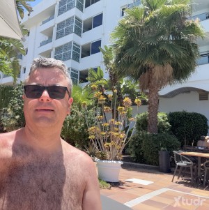 Xtudr - Londonian50: Hairy, genuine, fun, meets and mates. New here !
