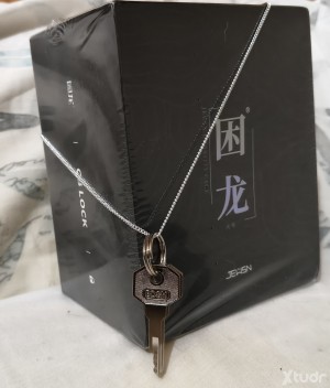 Xtudr - ReadyXyou: I'm 100% submissive both in and out of sex with whoever hits that vein, to meet a dominant/Amo decided and willing to get...