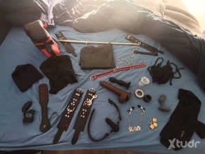 Xtudr - tuEsclavo.: Buscamos amos o esclavos que no mareen y tengan la cabeza amueblada 