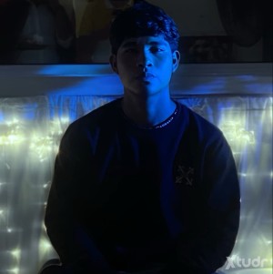 Xtudr - Al_17: Aun soy nuevo en esto 
Busco principalmente que me entrenen jaja