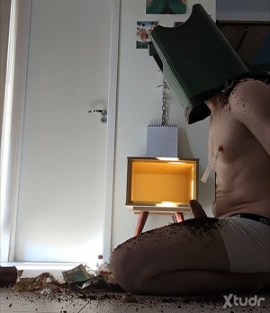 Xtudr - BASURAinternacional: basura patética busca AMOS CREATIVOS y INTENSOS para control online.
Ofrezco:
• Tareas extremas sin resistencia...