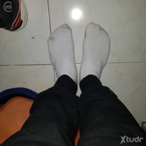 Xtudr - PiesUsables: Soy chico hetero en proceso de iniciación en recibir prácticas de tortura y castigo en mis pies. ¿Me ayudas?