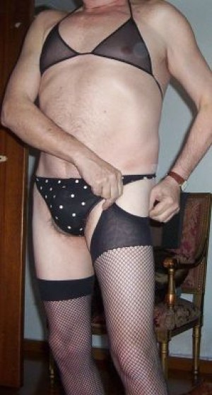 Xtudr - tangazul: Normal on the street, sissy in intimacy. I love crossdressers, transvestites, effeminate and chubby men. Do what you want ...