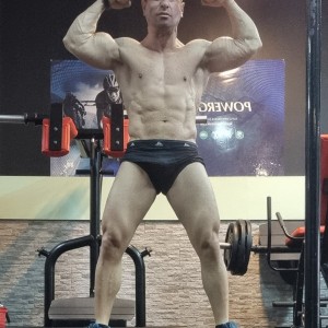 Xtudr - Raulfuerte: Español  hetero Amocash 3 veces vacunado Pfizer.  Sesiones de dominacion morbo fetiches dame WhatsApp +34658151505 . Ten...