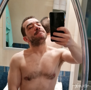 Xtudr - PequeCerdete: Pequeño cerdete. Busco activos que hagan tragar rabo hasta que pote.
Trago menos, saliva, leche.
Un vinito, unas cerve...