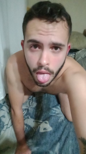 Xtudr - Recipiente21: I'm a 24-year-old guy from the south, near Lanus, looking to share my information to be raped and kidnapped... I'll do...