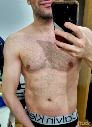 Xtudr - sub🍑: Sumiso pero un poco rebelde. Algo tímido. Buscando doms de mi edad aprox. Éntrame y dimé qué buscas. Me encanta que me pogan e...