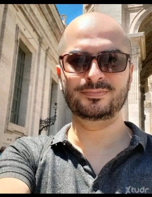 Xtudr - bne1mp8e: I'm a dominant man from Bogota. Looking for a submissive with a place who wants to be trained, as a slave and/or for fisti...