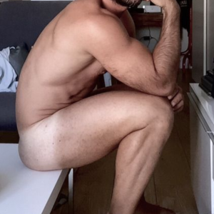 Xtudr - MAMORABO: I'm looking for a macho stud and pig to use me at their whim. I'm into watersports, fisting, facefucking, rimming, armpits...