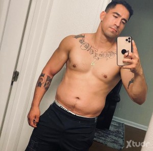 Xtudr - qotcvm6w:  Single and gay open to possibilities looking for love soulmate and a partner 