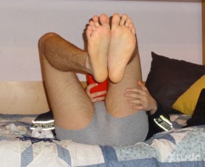 Xtudr - Ftjnee: Busco maduro morboso
Yo soy joven delgado, como podeis ver en las fotos, soy yo.
Tengo 22 años soy sumiso obediente.
Ganas d...