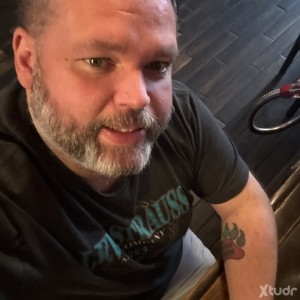 Xtudr - hornybear: Se