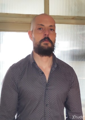 Xtudr - xikko32: Un tio con las ideas claras, me mola el warreo