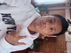 Xtudr - Proudcuck: I'm a submissive cuckold looking for bulls to breed my husband and humiliate me