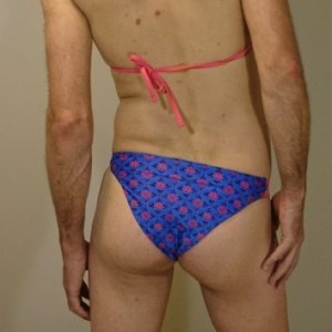 Xtudr - EljuguetedemiAmo: I'm a submissive bisexual with a desire to experiment.
I offer myself for occasional sessions.
Limits increasingly...