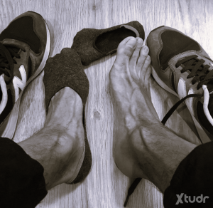 Xtudr - Amo_mascX: Amo buscando zorrita sumisa para explorar fetiches morbos juegos. Busco obediencia. Que sepa ponerse en su sitio y compla...