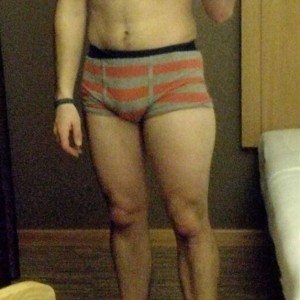 Xtudr - Jose29: I'm a submissive newbie with the desire to learn and be used.