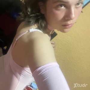 Xtudr - Emma1599: Un pene en mi boca 