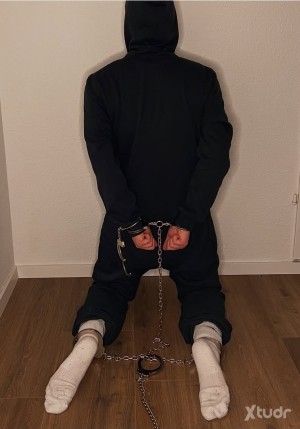 Xtudr - Amo90: I'm looking for a submissive masochist for 24/7 to enslave him as he deserves. To use him at my whim whenever and wherever I ...