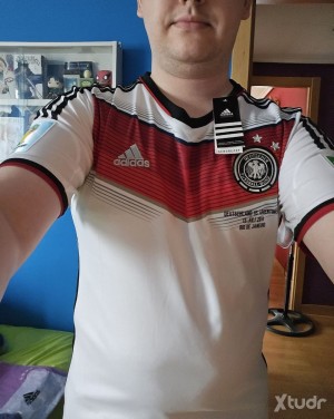 Xtudr - grar.oun: BDSM, work gear, SM roleplay, kidnapping, soccer gear, inmate.
Here to meet people and hook up, I'm a bottom but I can try...