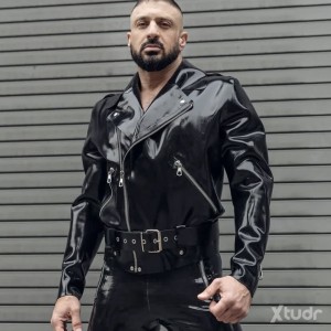 Xtudr - Master_Marco: I'm a very dominant young guy, seeking a true Esclavo - one who is fully committed, loyal, and devoted. If you're not ...