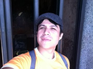 Xtudr - PASIVO_BAREBACK_LATINO: 1.70 moreno 65 kilos 0 pluma tragon x boka y kulo..mazo de vicioso y muy pasivo solo trago polla por el kulo...