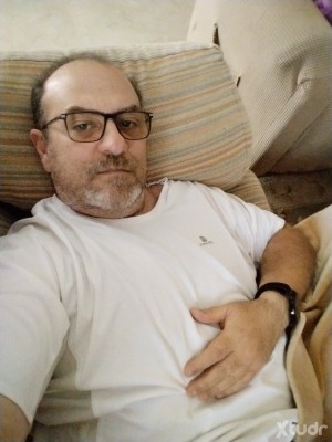 Xtudr - Abuelosumiso61: Abuelo pasivo y sumiso iso para machos dominantes que me usen como su puta