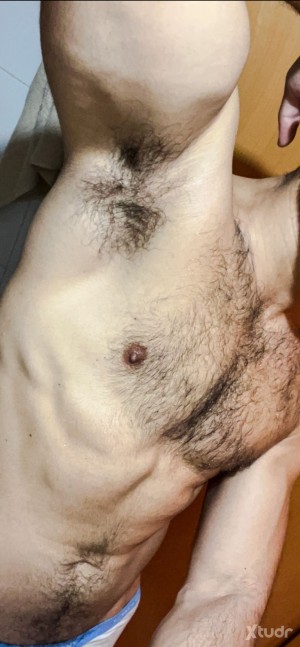 Xtudr - Comepies: Busco come pies y sobacos con sitio.
