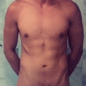 Xtudr - alberthtc: Busco joven esclavo, sumiso, obediente, con cam, para cyber esclavitud, control, dominación, humillación...
Yo nunca cone...