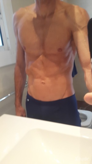 Xtudr - Perrelet2: Busco abuelo más de 68 años en Barcelona