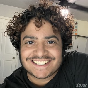 Xtudr - JonasJones: Transmasc Gay 
Chub but working out to be more of an otter 
Working towards top surgery 
And still has a 🐈‍⬛