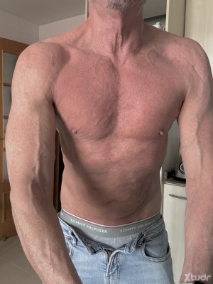 Xtudr - AZZZOT: LO PRIMERO ; SOLO BUSCO JÓVENES DELGADITOS O DE GYM, SIN VELLO . 
SOY MACHO VARONIL, DOMINANTE, ATRACTIVO EN BUSCA DE NENE/N...