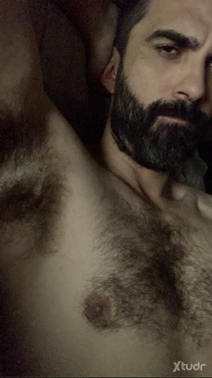 Xtudr - Hogger: Busco hombres sumisos , orgullosos de serlo. No busco humillacion , me van machitos como yo y sin depilar.Si tienes tu rabo ...