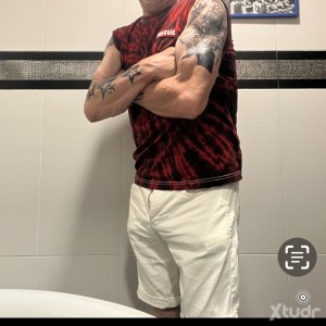 Xtudr - usameA4: I'm submissive looking for active male.