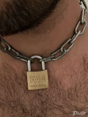 Xtudr - lockedsub25: en busca de Amo al que servir
