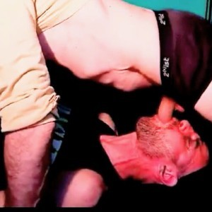 Xtudr - RX300: Male, with lust, vice and endurance for good gagging sessions. 4.20