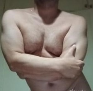 Xtudr - majo76: Paso de rollo amo esclavo. Soy bi versátil en ocasiones en lencería. Solo sexo seguro 
