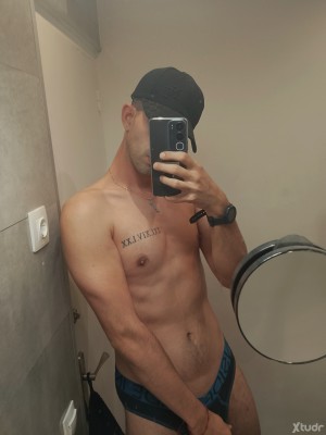 Xtudr - Chemsbcn: Busco quedar ahora, tengo sitio para macho dominante y quiero recibir slam, que me sometan, me use, me rellene, me use pas...