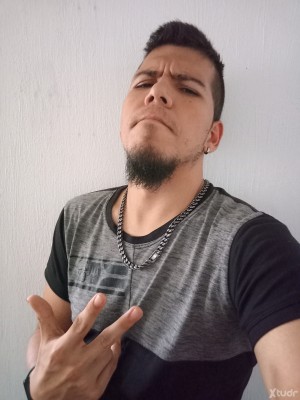 Xtudr - Clint_walker: Switch con mas inclinación hacia lo dominante, me gusta grabar y publicar mi contenido en ambos roles. Interesado prin...