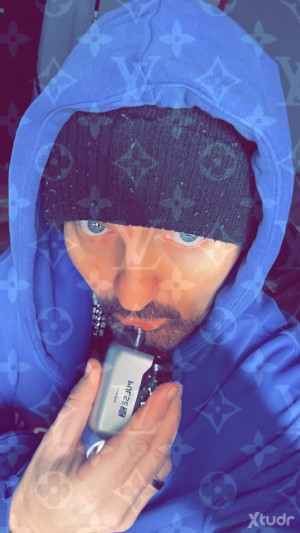 Xtudr - BlueyedCockluver13: Blueyed Vaping Queer in Cincinnati/fairfield Ohio area. Scorpio loves good times and good vibes more on the frea...