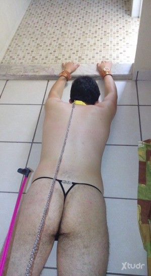 Xtudr - esclavoslaveesklav: I'm submissive, servile, heterosexual, what I like is to serve and be humiliated by a being superior to me, I'm ...