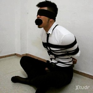 Xtudr - ESCLCABRON: No te equivoques con el nick... No es tan sencillo lo que hay a primera vista...
Soy bajito, fibraete muy rebelde y cabr...