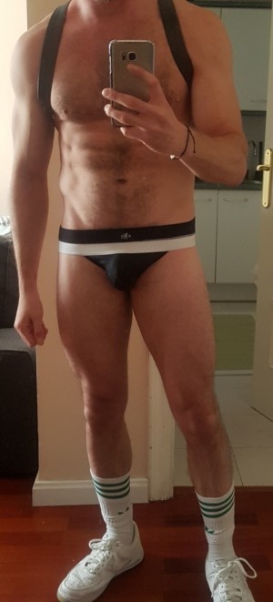 Xtudr - pigtragonsumiso: Male submissive bottom, looking for dominant big dick men with large penises