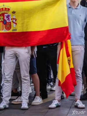 Xtudr - HardestOne: Tío vida hetero con colegas en busca de amos para hacer videos caseros (Onlyfans). No hace falta enseñar cara. Tengo sit...