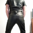 Xtudr - leather_slave:  