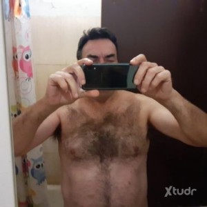 Xtudr - terryn: Active uncle, looking above all for a good handful of dicks...fucker