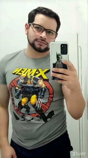 Xtudr - Azul20: Pregunta lo que quieras saber de mi, tal ves podamos interesarnos. Ambos