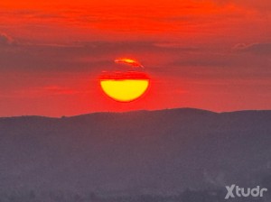 Xtudr - looking272: 